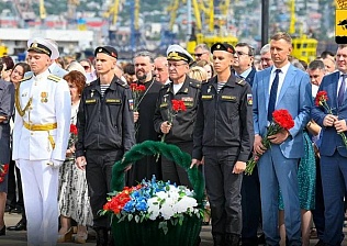 Глава Новороссийска Андрей Кравченко поздравил жителей со 184-летием города