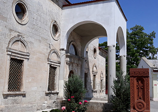 Армянская церковь Сурб Никогаёс