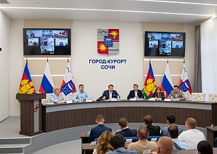 Глава Сочи Алексей Копайгородский поручил усилить контроль за выполнением правил благоустройства и санитарного содержания на курорте