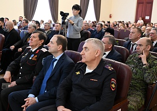 Глава города Ейска Денис Квитовский отчитался о своей работе и деятельности администрации за 2025 год