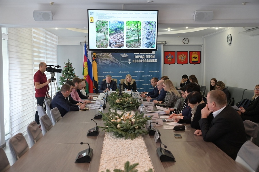 В городе-герое Новороссийске обсудили основные направления реализации экологической политики