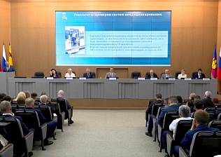 Салоны пассажирского транспорта Новороссийска на летний период должны быть обеспечены кондиционированием и датчиками температуры